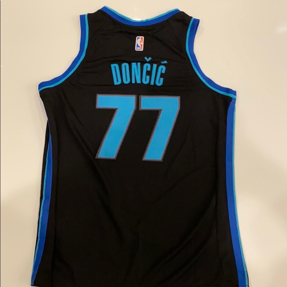 LUKA DONCIC JERSEY